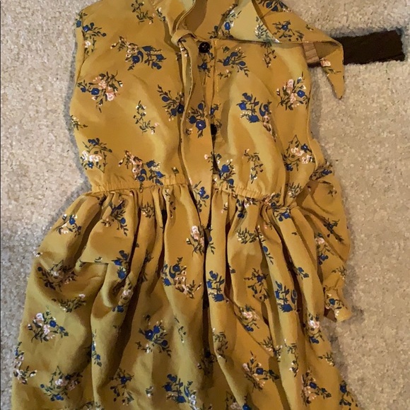 Dress - Picture 2 of 2